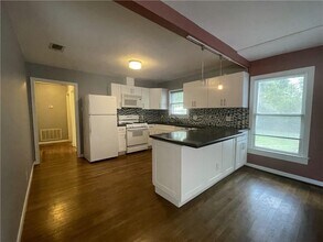 1041 Rosemont St in Austin, TX - Building Photo - Building Photo
