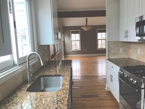 237 Robinson St in Hudson, NY - Building Photo - Building Photo
