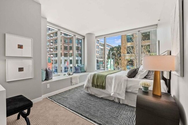 property at 318 Spear St