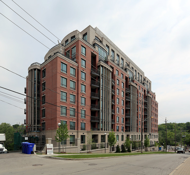 Riverhouse at the Old Mill in Toronto, ON - Building Photo