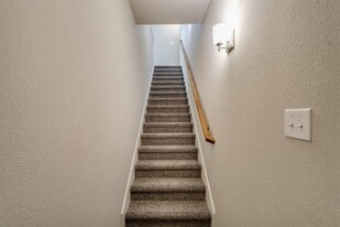 618 Fallow Dr in Venus, TX - Building Photo