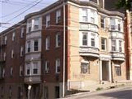 1701 Sycamore St in Cincinnati, OH - Foto de edificio - Building Photo