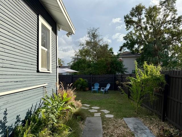 1912 W Cherry St in Tampa, FL - Building Photo - Building Photo