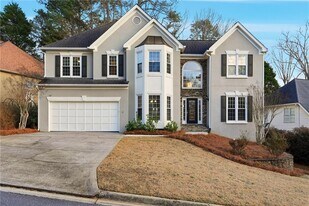 5145 Harbour Ridge Dr in Alpharetta, GA - Building Photo