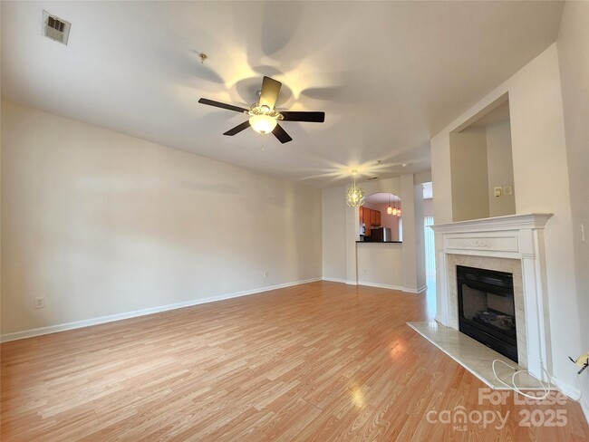 8223 Chaceview Ct in Charlotte, NC - Building Photo - Building Photo