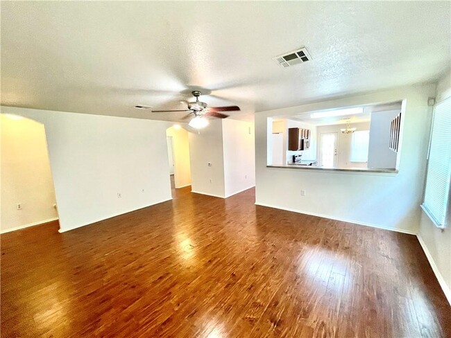 1401 Coriander Dr in Austin, TX - Building Photo - Building Photo
