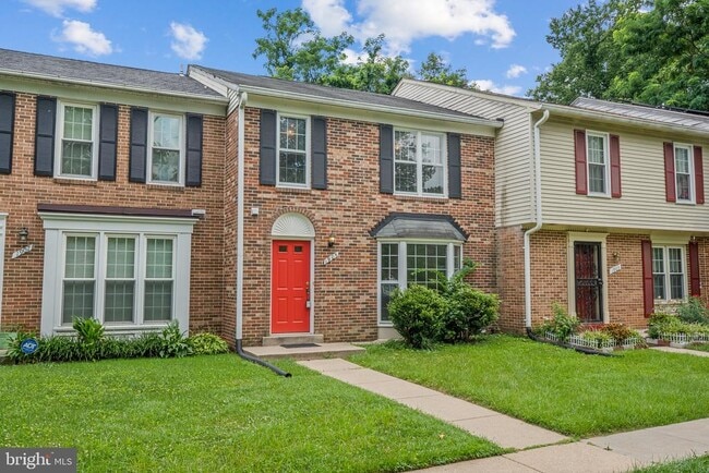 1905 Featherwood St in Silver Spring, MD - Building Photo - Building Photo