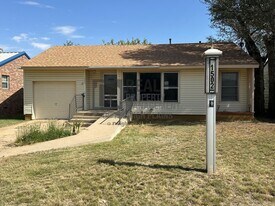 1502 Franklin Ave in Panhandle, TX - Building Photo