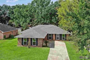 7320 Memo Pl in Baton Rouge, LA - Building Photo
