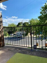 3503 Dolphin Dr in Austin, TX - Building Photo - Building Photo