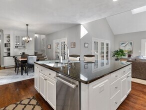 21 Schaffner Ln in Dover, MA - Building Photo - Building Photo
