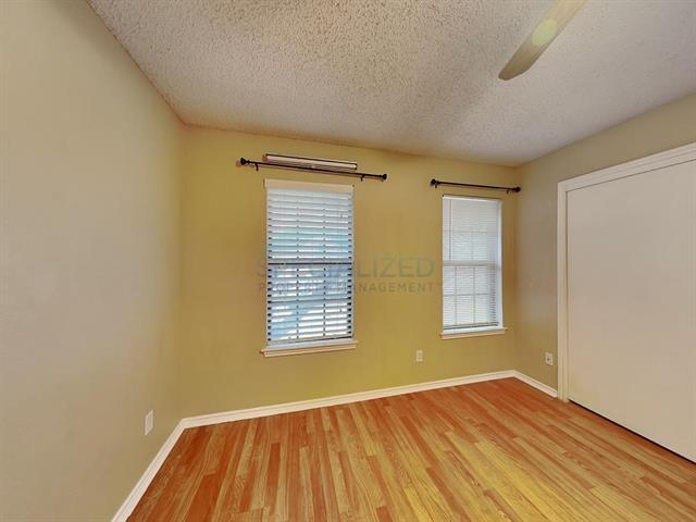 7337 Kingswood Cir in Fort Worth, TX - Building Photo - Building Photo