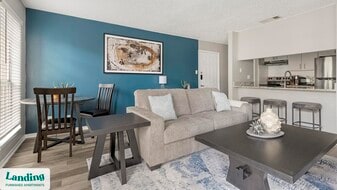 6000 Randolph Blvd in San Antonio, TX - Building Photo