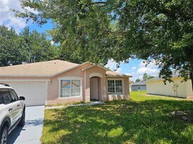 7 Haddock Way in Kissimmee, FL - Building Photo