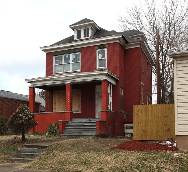 540 7th Ave in Huntington, WV - Building Photo - Building Photo