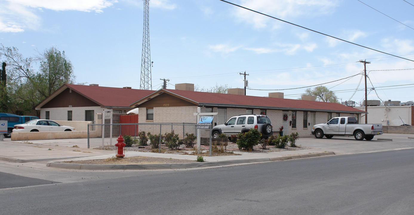 1521-1523 New York Ave in Alamogordo, NM - Building Photo