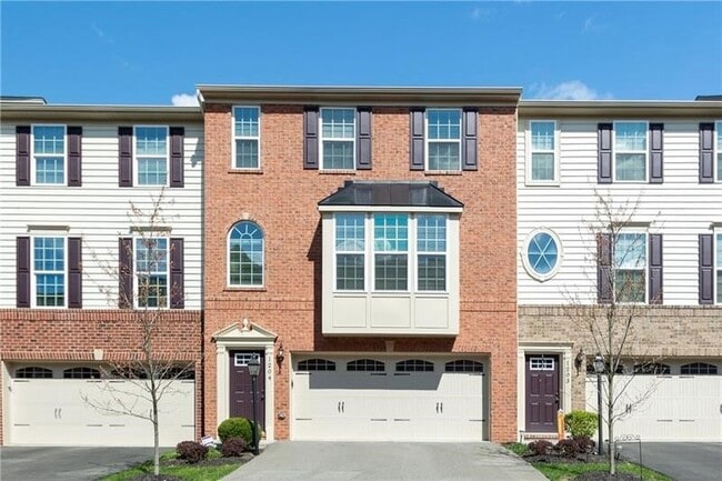 property at 1204 Pointe View Dr