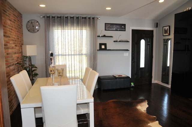 404 Southwood Cir in Streamwood, IL - Building Photo - Building Photo