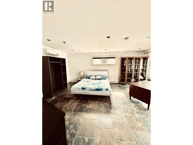 1912 Acadia Rd in Vancouver, BC - Building Photo - Building Photo