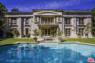 9742 Wendover Dr in Beverly Hills, CA - Building Photo