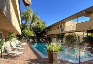 970 Palm Ave in West Hollywood, CA - Building Photo - Building Photo