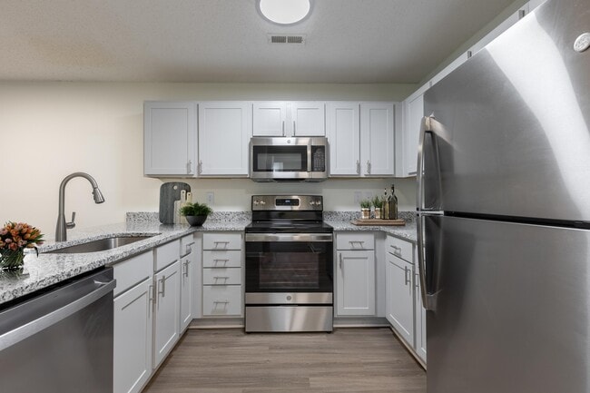 Trellis Pointe