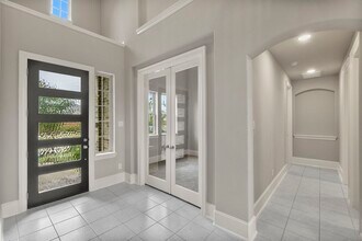 8710 Burdekin Rd in Magnolia, TX - Foto de edificio - Building Photo