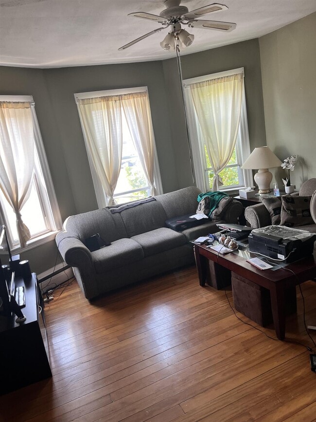 103 Arlington St, Unit 3
