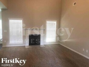 1401 Aramore Dr SE in Conyers, GA - Foto de edificio - Building Photo