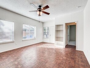 715 Normandy Dr in Euless, TX - Building Photo - Building Photo