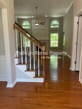 120 Colonnade Ave SW in Atlanta, GA - Building Photo - Building Photo