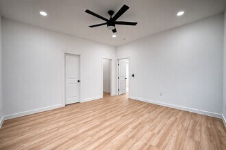 22516 E Martin Dr in Porter, TX - Building Photo - Building Photo