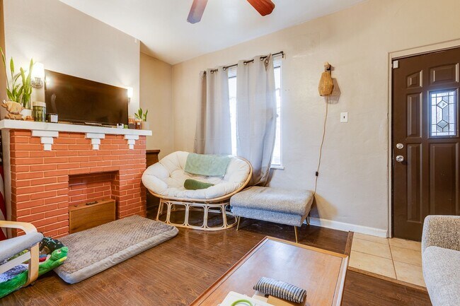 1323 Virginia Ave in Pittsburgh, PA - Building Photo - Building Photo