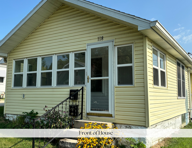 property at 106-108 E 15th St
