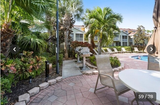 5670 Bentgrass Dr, Unit Las Palmas in Sarasota, FL - Building Photo - Building Photo