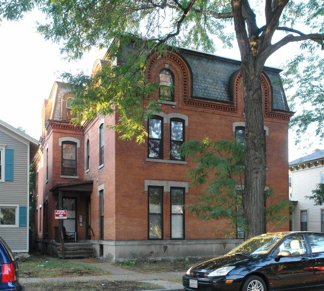 71-73 MARSHALL St in Rochester, NY - Foto de edificio - Building Photo