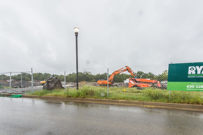 Clarendale at Indian Lake in Hendersonville, TN - Building Photo - Building Photo