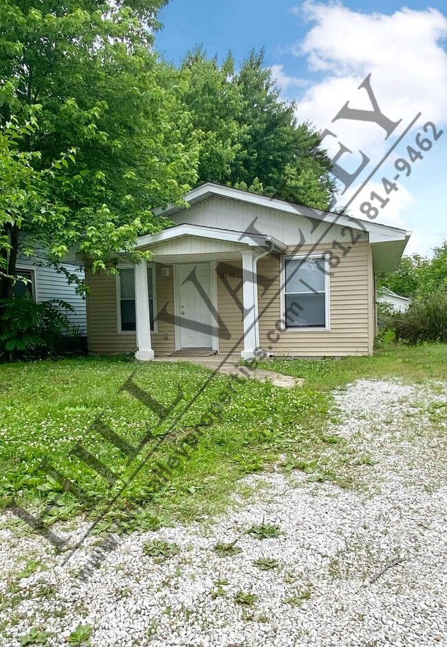 property at 2542 Dean Ave
