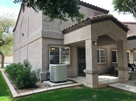 125 S 56th St in Mesa, AZ - Building Photo