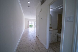 165 April Point Dr S in Montgomery, TX - Building Photo - Building Photo