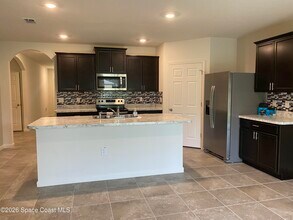 980 Degroodt Rd SW in Palm Bay, FL - Building Photo - Building Photo