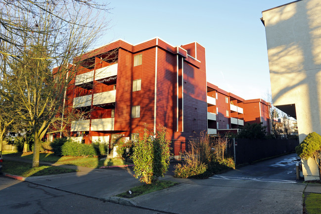 Michelle Apartments in Seattle, WA - Building Photo - Building Photo