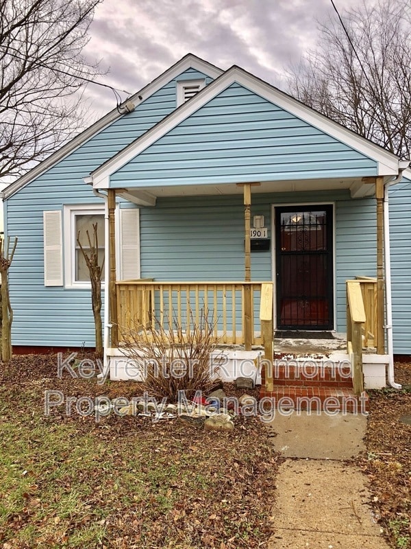 property at 1901 Claiborne St