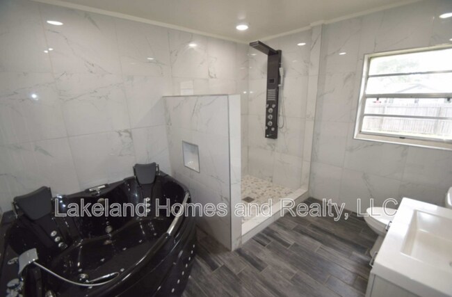 property at 307 Steedly Ave