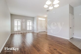 9797 Bennington Chase Dr in Orlando, FL - Building Photo - Building Photo