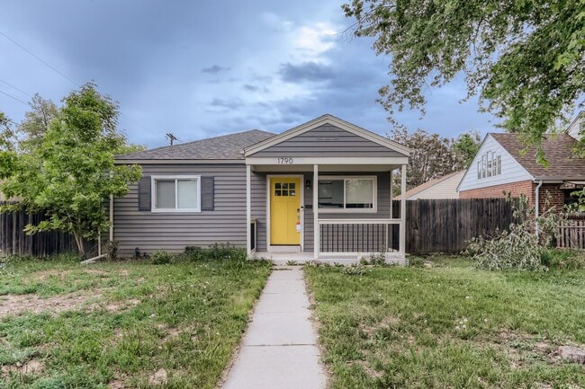 property at 1790 Syracuse St