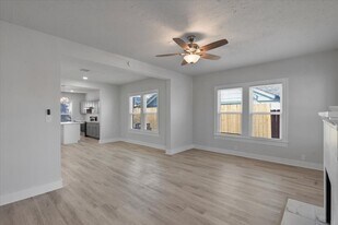1118 Elliston St in Houston, TX - Building Photo