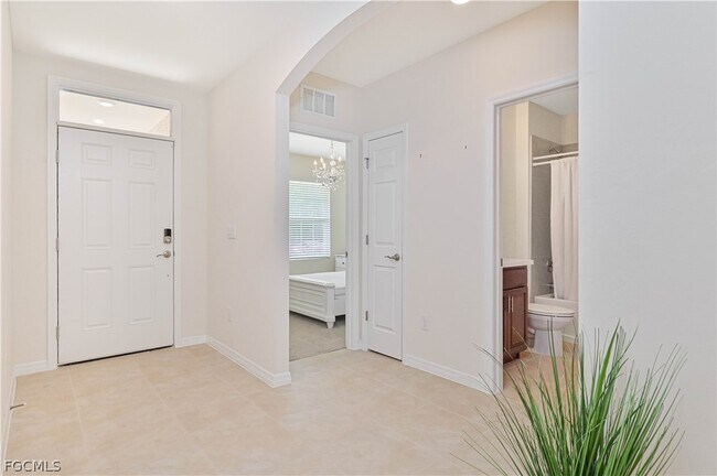 property at 1009 Jacaranda Pkwy E