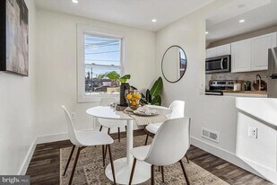 3925 Chesterfield Ave in Baltimore, MD - Building Photo