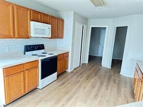 301 Longshore Dr in Little Elm, TX - Building Photo - Building Photo